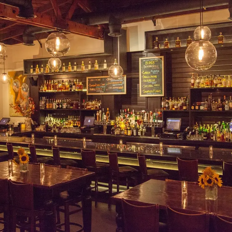 Bar + Dining Room - Upper West, Santa Monica, CA