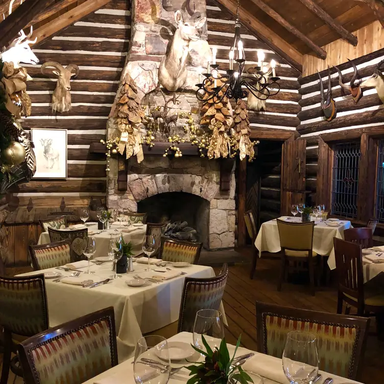 The Creek Dining Room at Rainbow Lodge in Houston - Rainbow Lodge，TXHouston