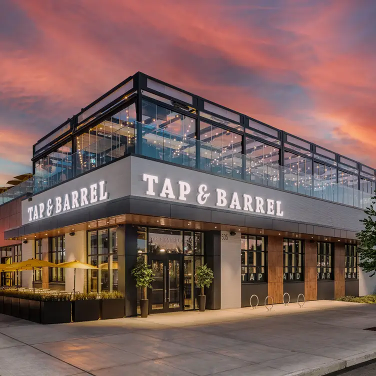 Tap & Barrel - Willowbrook BC Langley