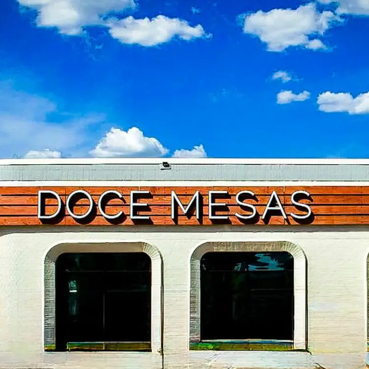 Doce Mesas - The Hill TX Dallas