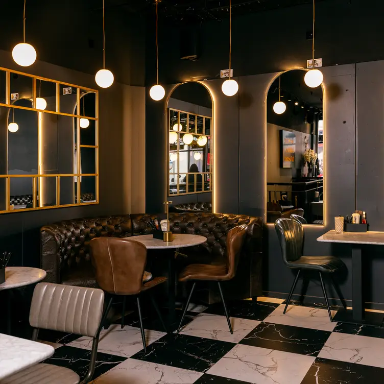 Gourmet Burger Club, Covent Garden, London, London, Greater London