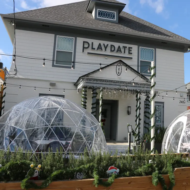 Charming bar with festive decor and igloo rentals - PLAYDATE FUNBAR, Nashville, TN