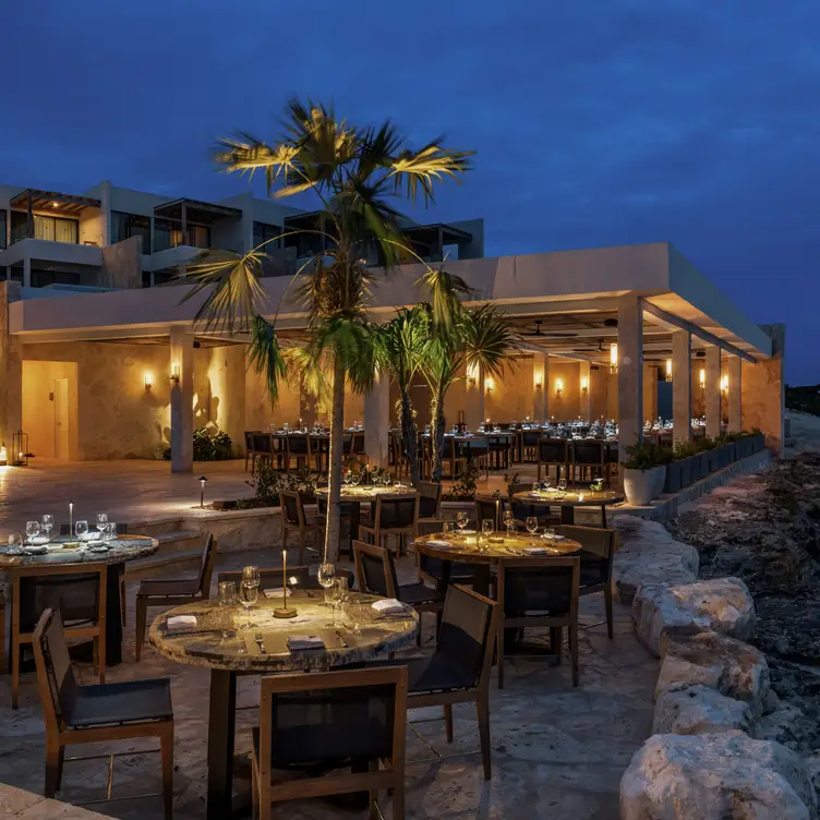 Oceanfront Dining at The DelMar - The DelMar Restaurant and Beach Club, Cooper Jack Bay Settlement, Caicos Islands