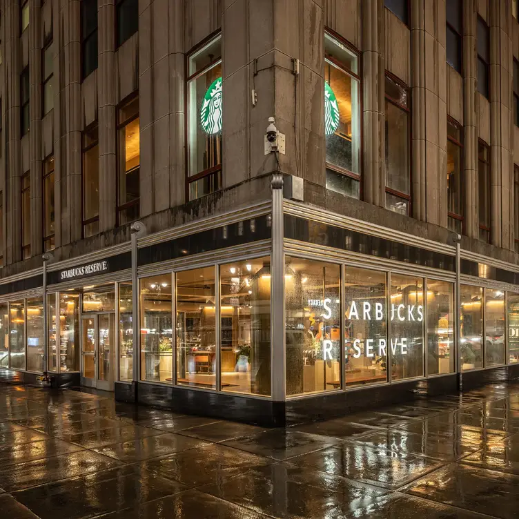 Starbucks Reserve Empire State Building exterior - Starbucks Reserve® Empire State Building® Store, New York, NY