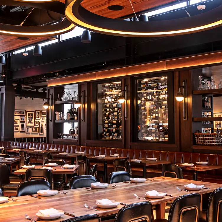 empty restaurant interior - Ecco Buckhead, Atlanta, GA