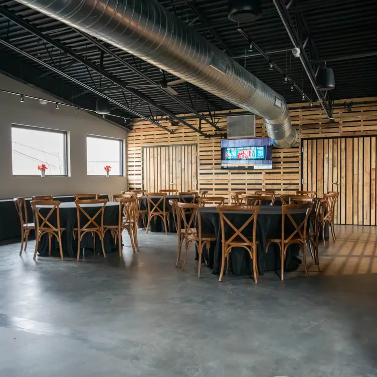 The Overlook Event Space - Braxton Brewing Co. Union - IGLOOBAR, Union, KY