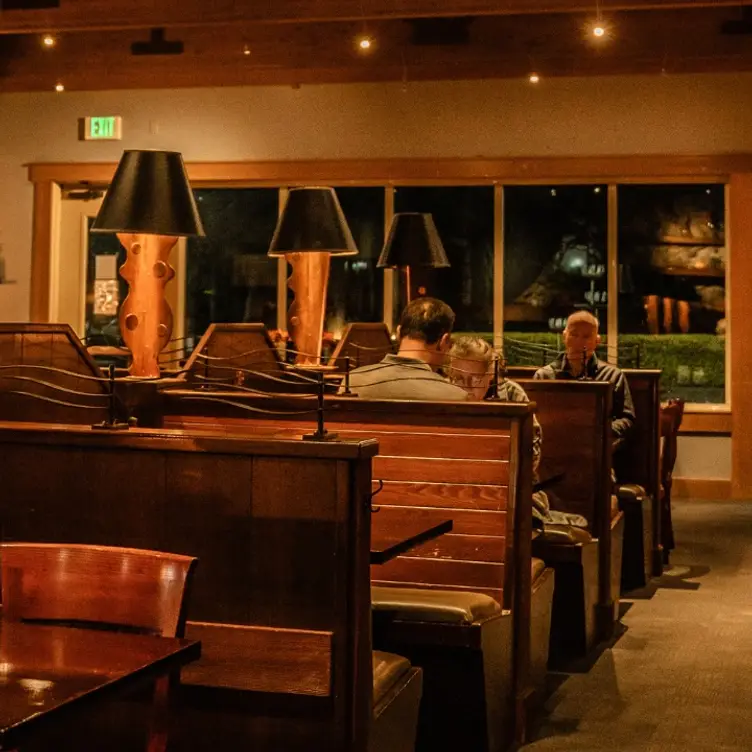 River Rock Grill & Ale House，WARenton