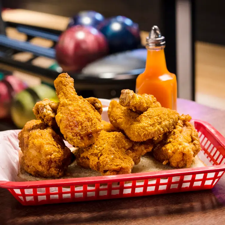 Blue Ribbon Fried Chicken - Brooklyn Bowl - Philadelphia, Philadelphia, PA