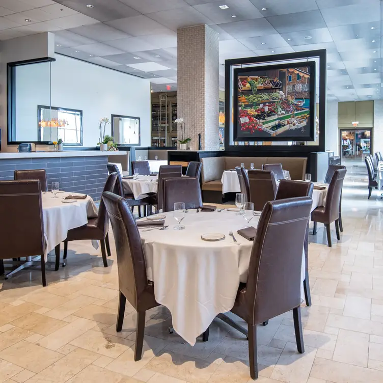 La Luce dining room - La Luce - Signia by Hilton Bonnet Creek, Orlando, FL