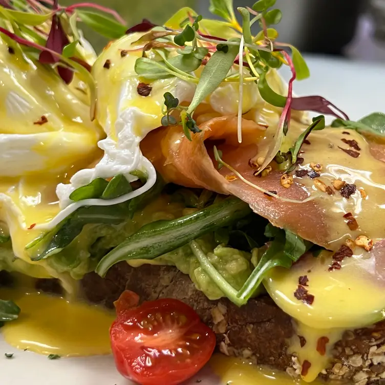 Avocado Toast with smoked Salmon - Disco Pancake, Chicago, IL