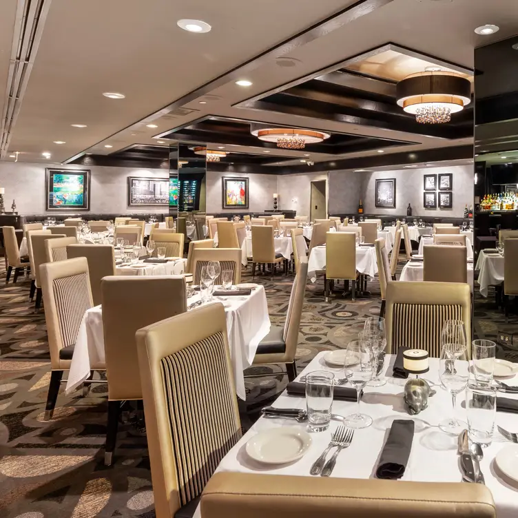 Morton's Rosemont main dining room - Morton's The Steakhouse - Rosemont，ILRosemont