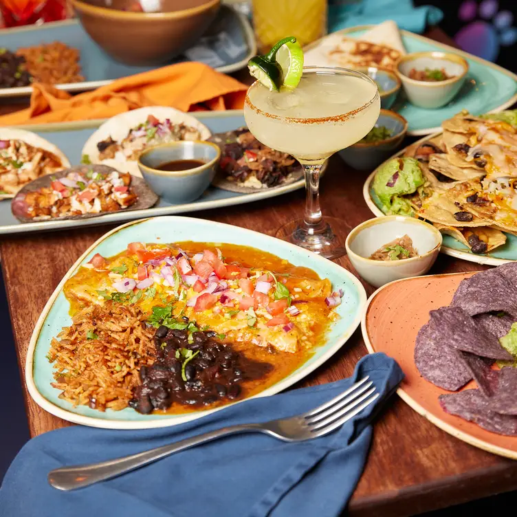 Street Tacos + side of own hot sauce + Margarita. - Catalinas, London, Greater London