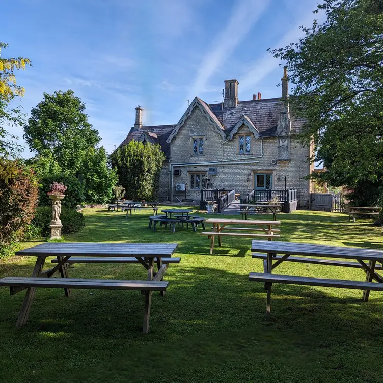 The Duke Hotel Hilmarton - The Duke Hotel, Calne, Wiltshire