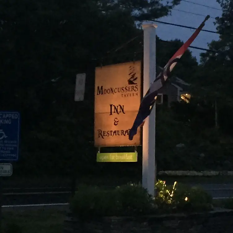 Mooncussers Tavern, Harwich Port, MA Mooncussers Tavern, Harwich Port, MA