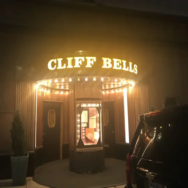 Cliff Bell's, Detroit, MI