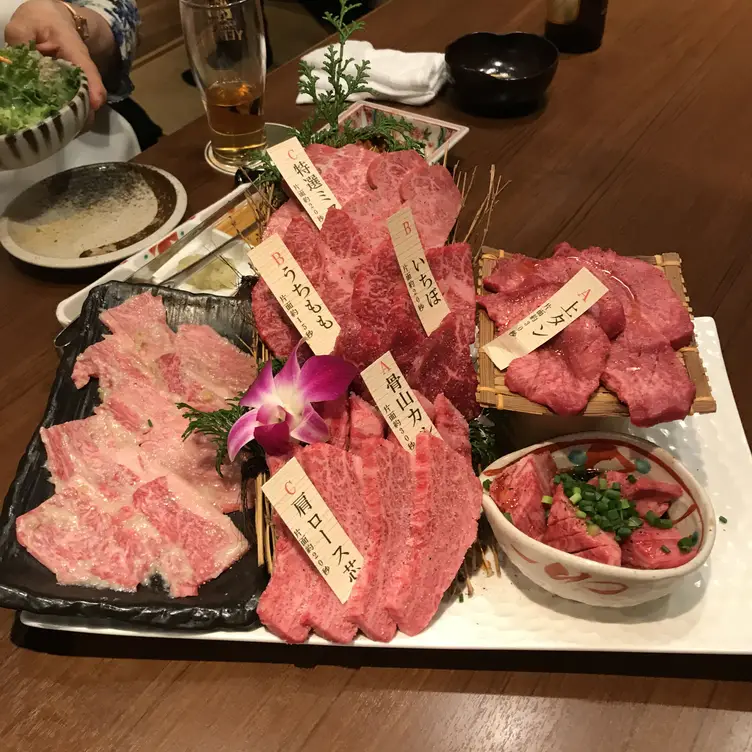 Shozan-tei Saryo Restaurant - Shinjuku-ku, Tokyo | OpenTable