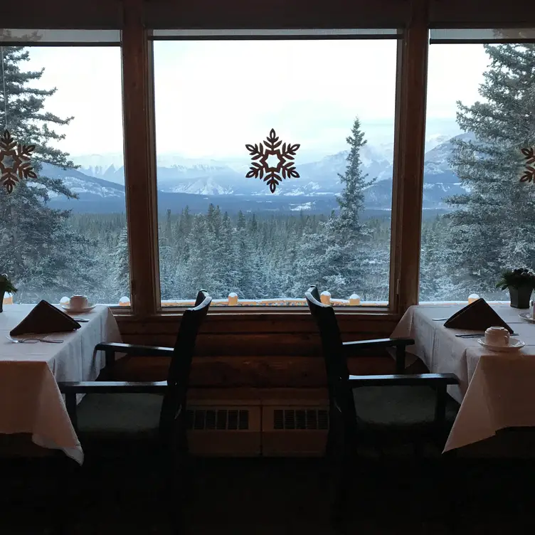 Stone Peak Restaurant Overlander Mountain Lodge Jasper, AB OpenTable