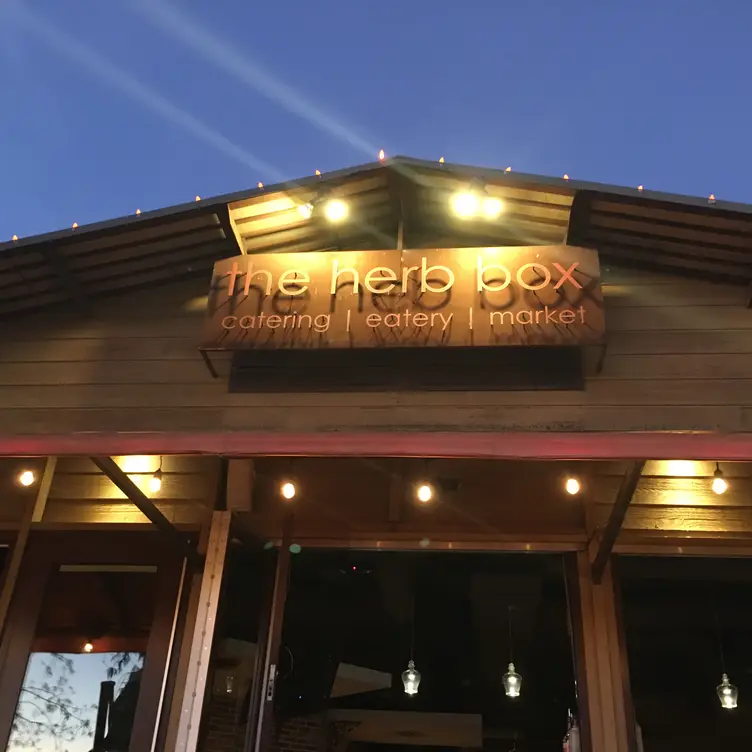 Chicken Avocado Chop Salad - Picture of The Herb Box, Scottsdale