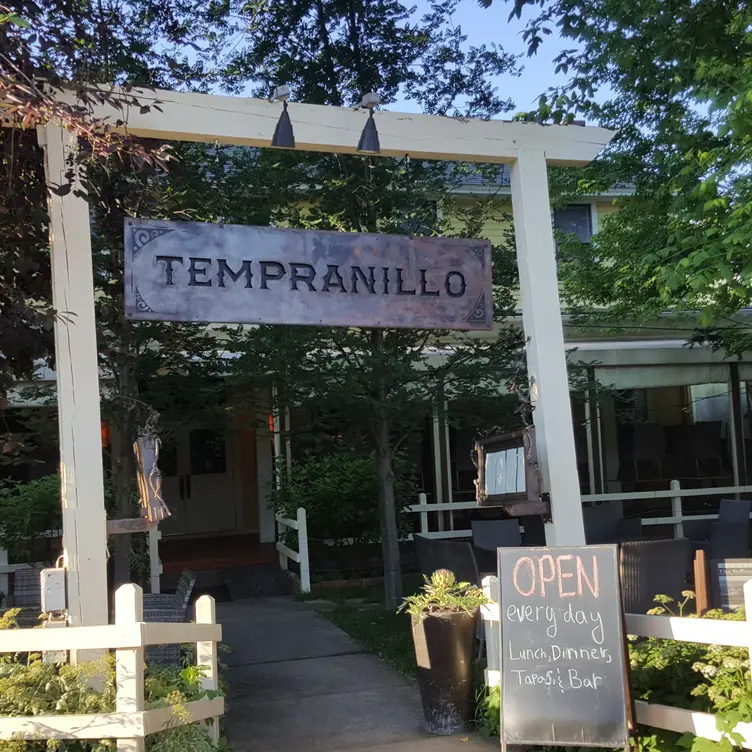 Tempranillo, Basalt, CO
