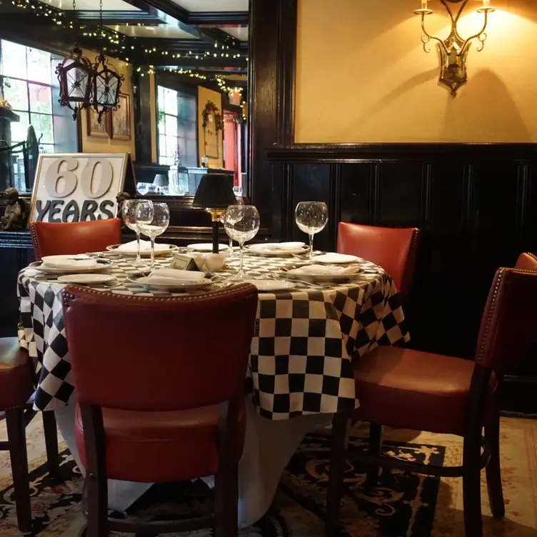 Old Angler's Inn, Potomac, MD