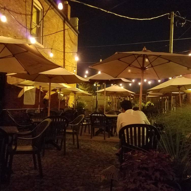 Iozzo S Garden Of Italy Restaurant Indianapolis In Opentable