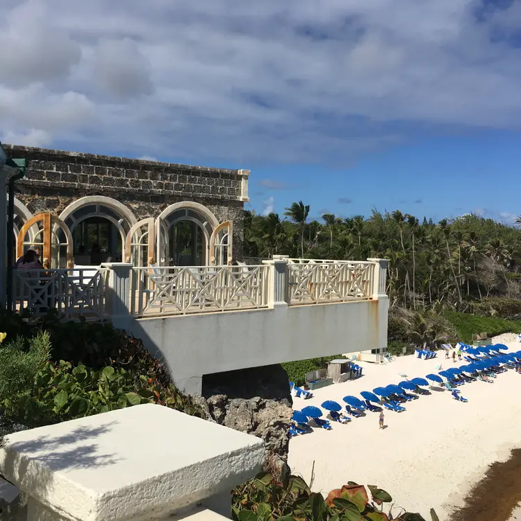 L'Azure at The Crane Updated 2024, International Restaurant in Crane
