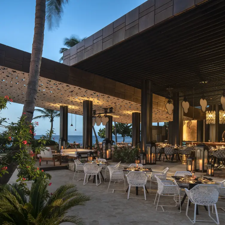 Positivo Sand Bar - Dorado Beach a Ritz-Carlton Reserve, Dorado, PR