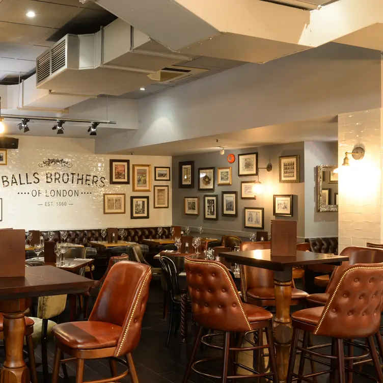Balls Brothers - Minster Exchange, London, 