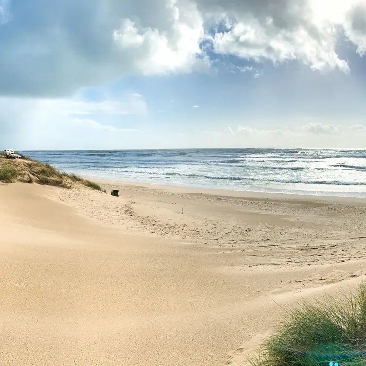 Yamba Caparica, Almada, Lisbon