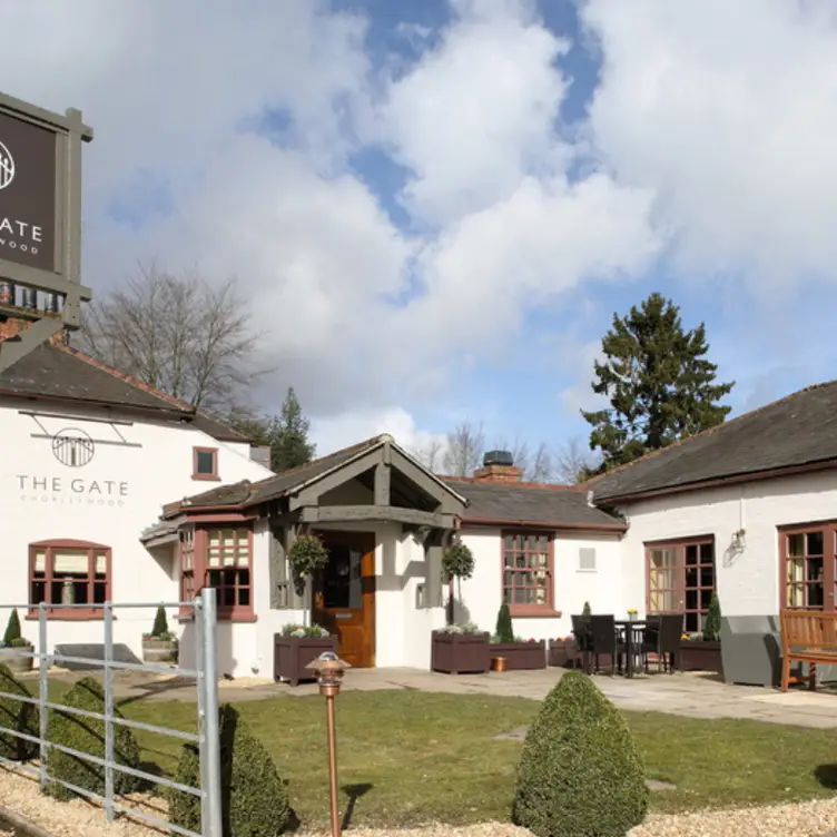 Premium Country Pubs -The Gate, Rickmansworth, Hertfordshire