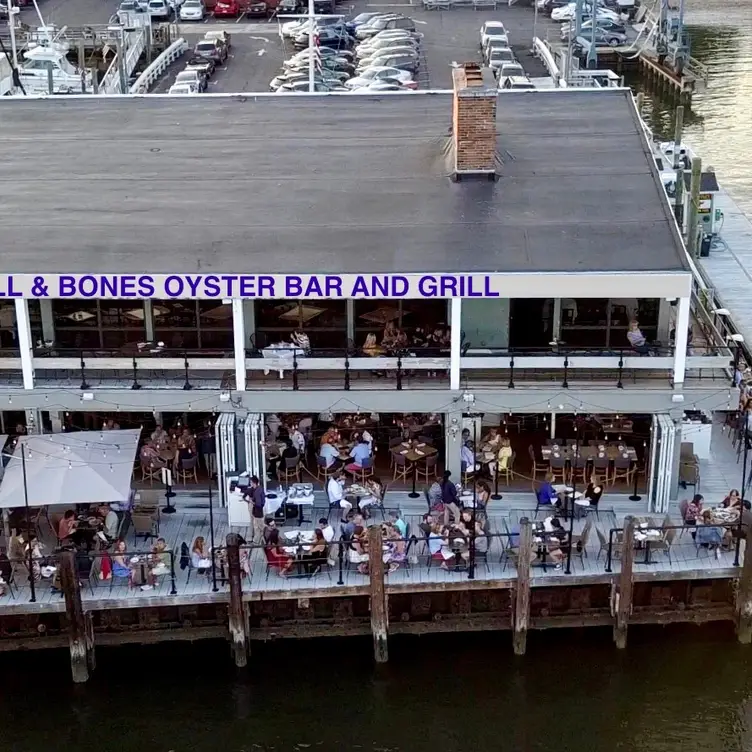 Shell and Bones Oyster Bar & Grill, New Haven, CT