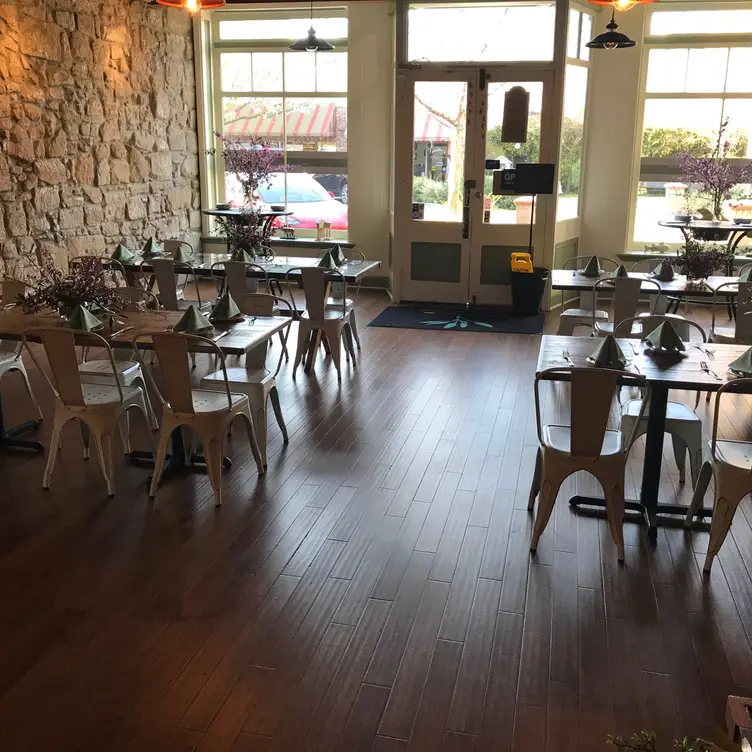 Yolo Traders Bistro, Winters, CA