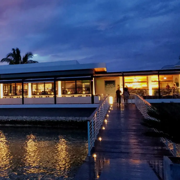 Shore-LBK, LONGBOAT KEY, FL