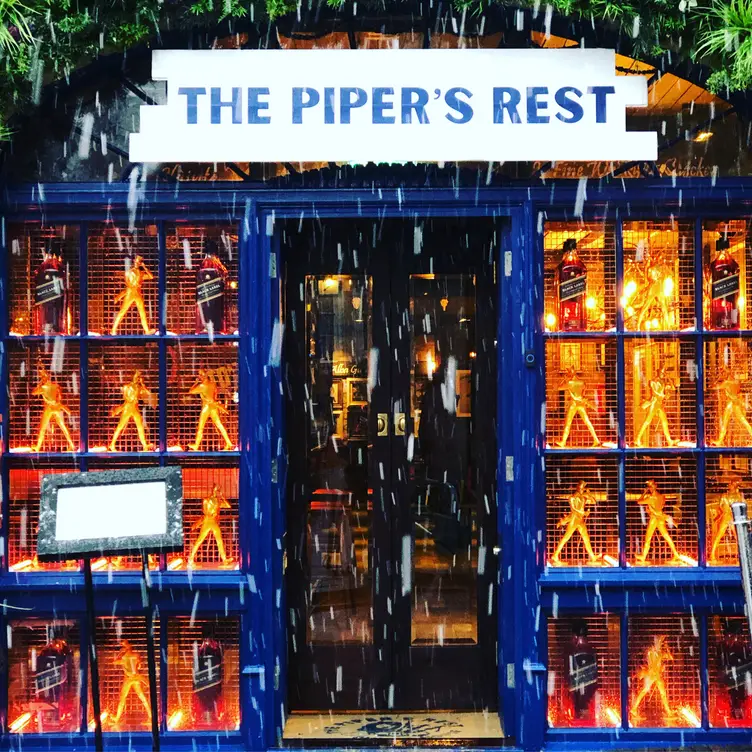 The Piper's Rest, Edinburgh, 