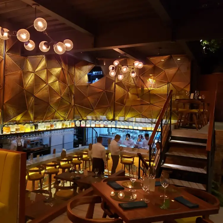 Cuenca Taller por Azari Cuenca, , 