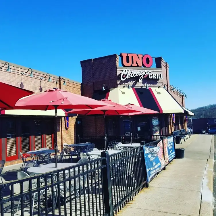 Uno Pizzeria & Grill - Doylestown PA Warrington