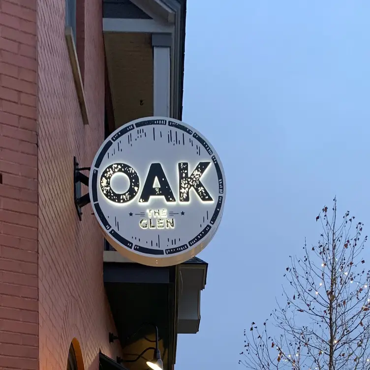 Oak at The Glen, Glenview, IL