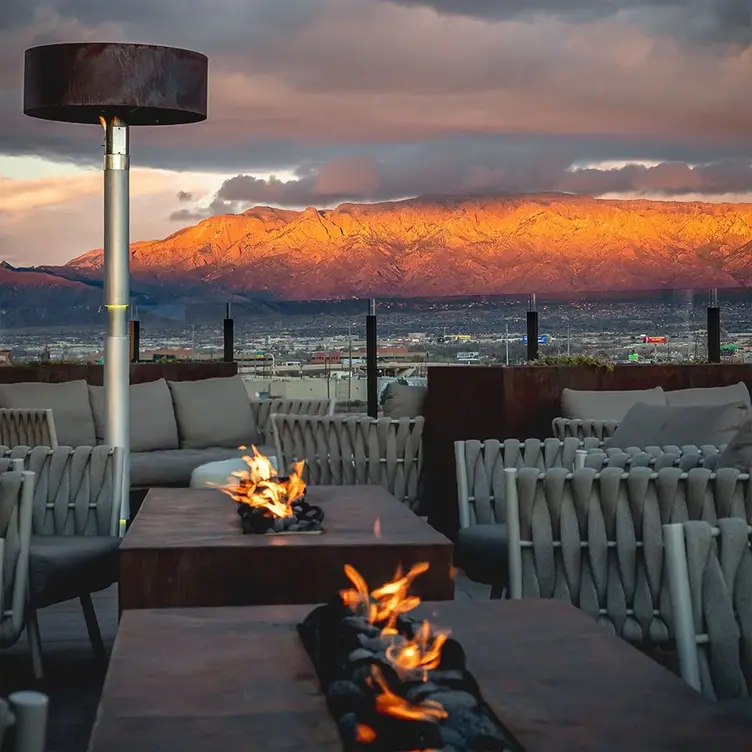 Level 5 Rooftop Restaurant Lounge Albuquerque NM