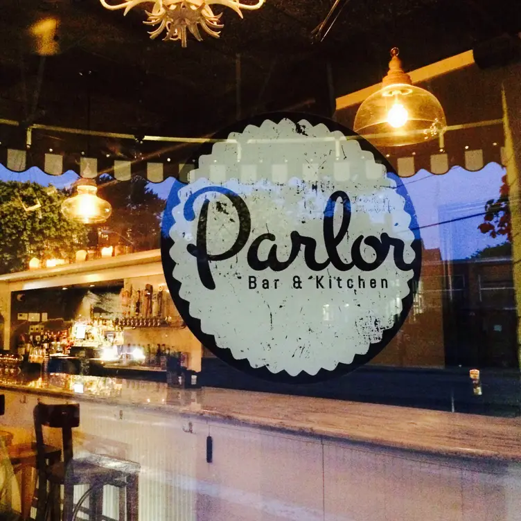 Parlor Bar & Kitchen RI Newport