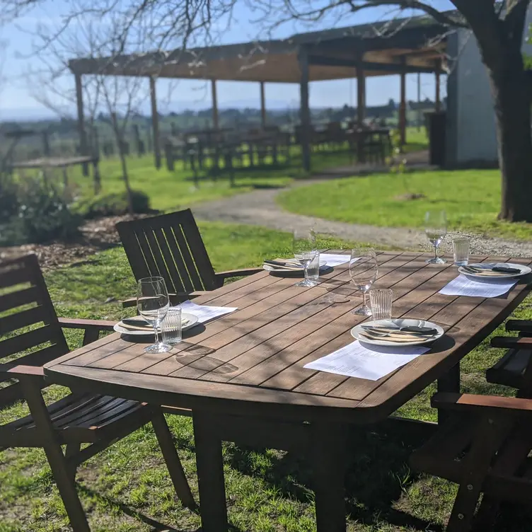 Laura Rae's at Ripplebrook Winery - Actualizado en 2024, Pizzería en ...