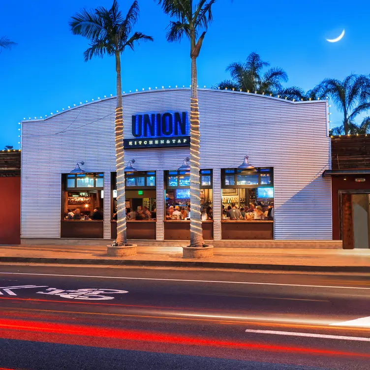 UNION Kitchen & Tap, Encinitas, CA