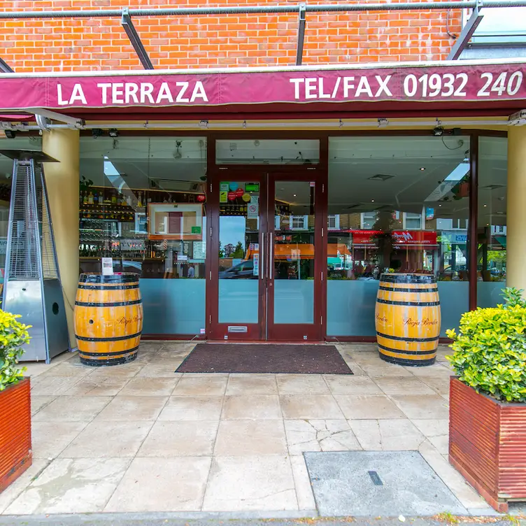 La Terraza，SurreyWalton-on-Thames