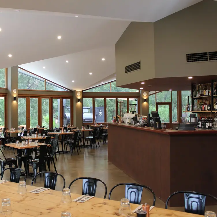 Flame Brothers Restaurant & Bar，AU-VICHalls Gap