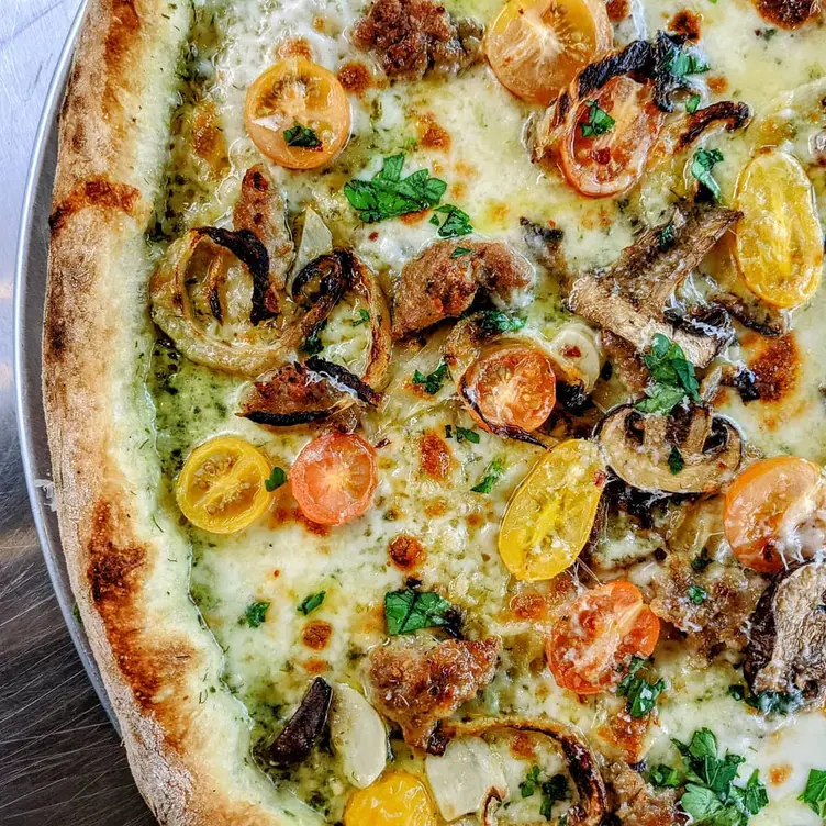 Thunderbolt Pizza, Long Beach, CA