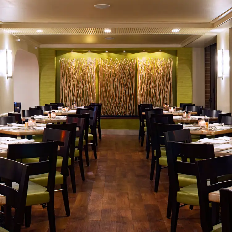 The River’s Edge Café & Patio Restaurant San Antonio, TX Book on