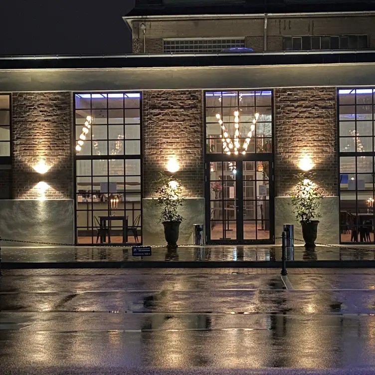 LES HALLES - AREAL BÖHLER NW Düsseldorf