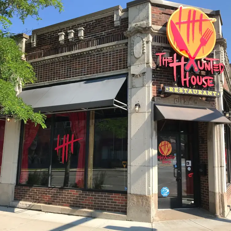 The Haunted House Restaurant，OHCleveland Heights