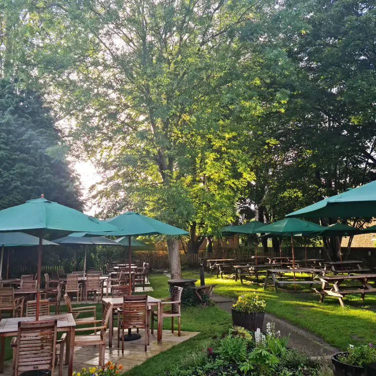 Our Pub garden - The Bell Inn, Bicester, Oxfordshire