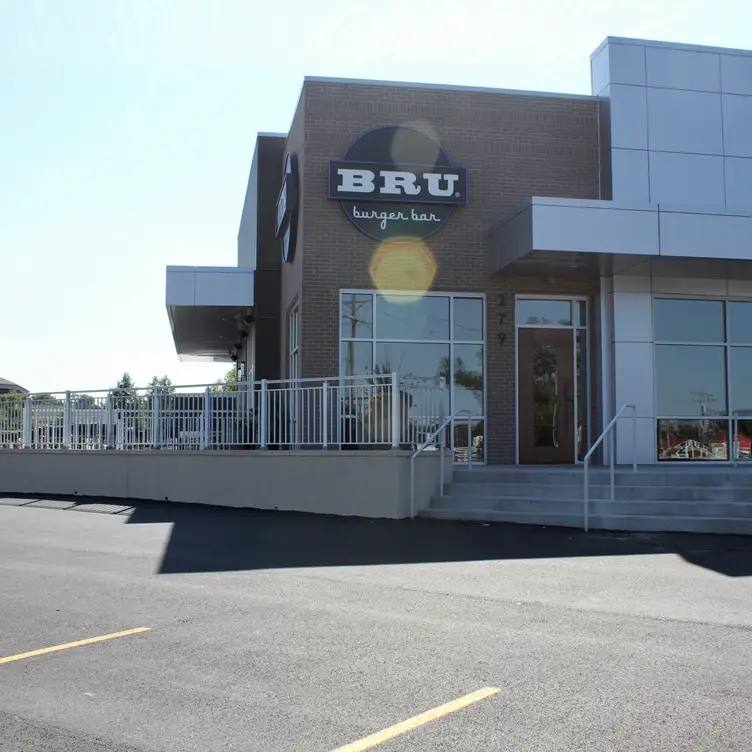 BRU Burger Bar - Fort Mitchell, Fort Mitchell, KY