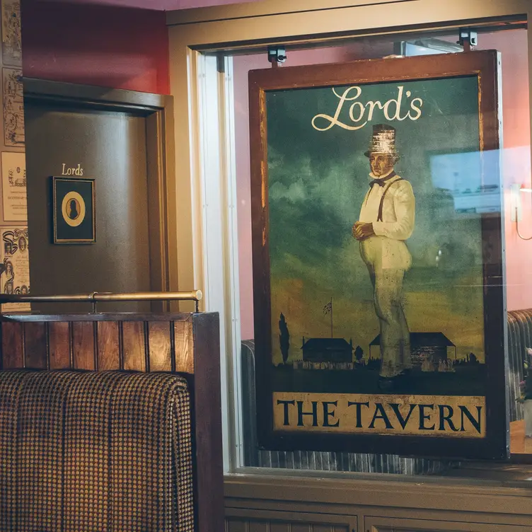 Lord's Tavern, London, 